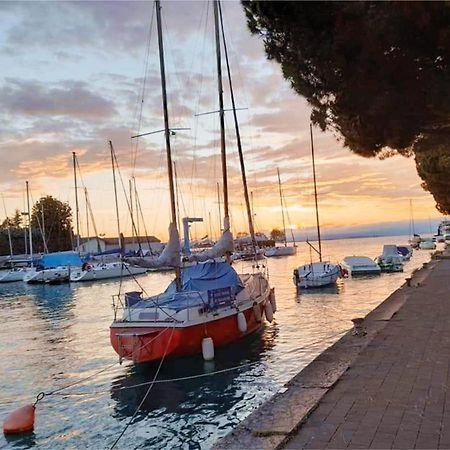 Solegardarelax - Peschiera Del Gardaアパートメント エクステリア 写真