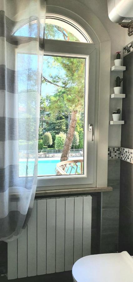 Solegardarelax - Peschiera Del Gardaアパートメント エクステリア 写真