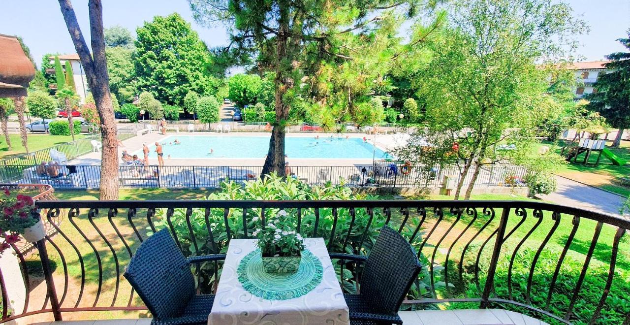 Solegardarelax - Peschiera Del Gardaアパートメント エクステリア 写真