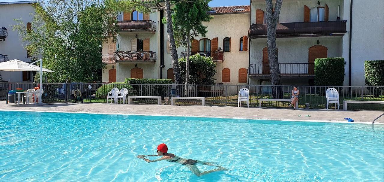 Solegardarelax - Peschiera Del Gardaアパートメント エクステリア 写真