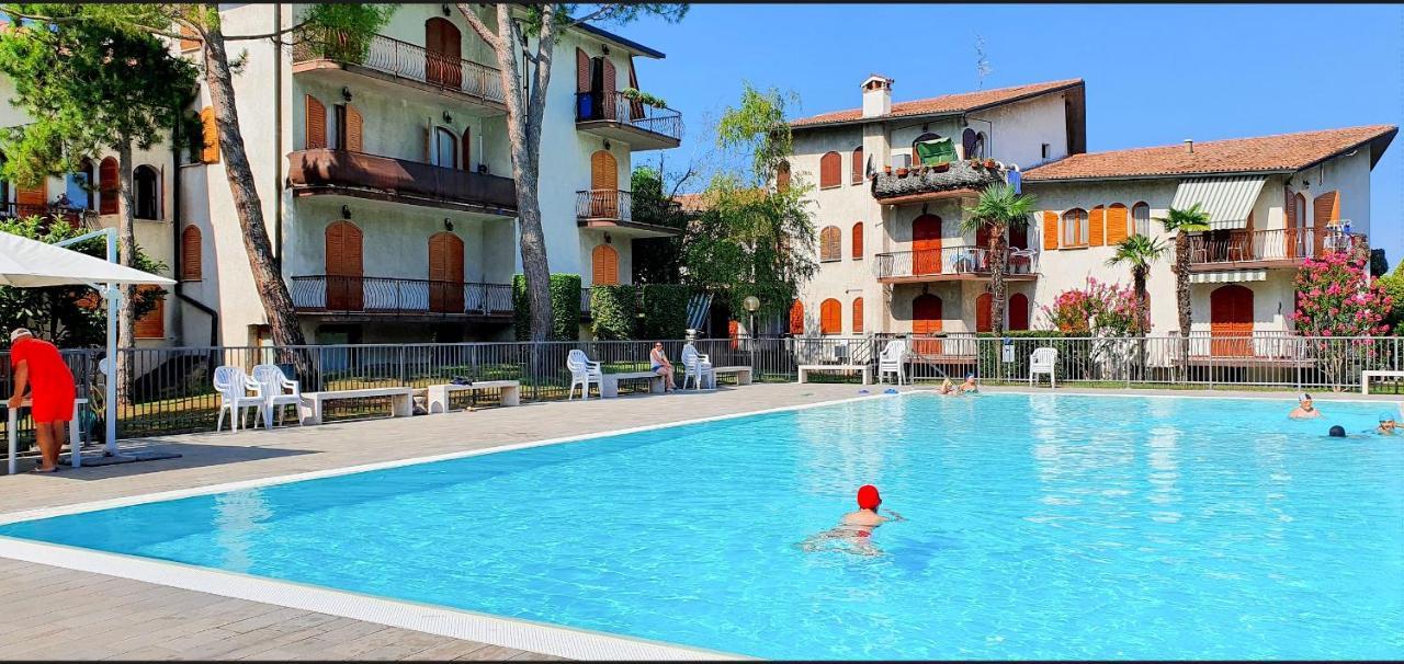 Solegardarelax - Peschiera Del Gardaアパートメント エクステリア 写真